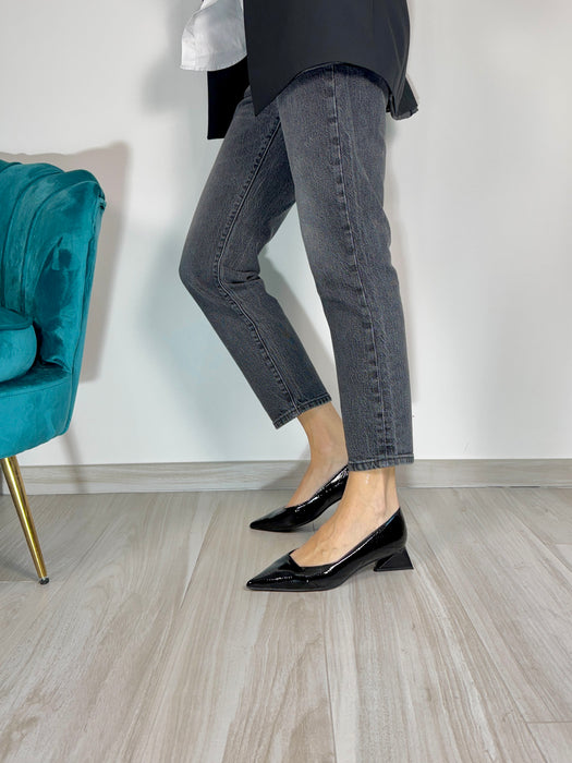 Decolletè EAGLE nera