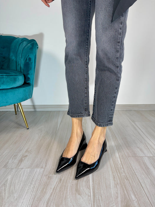 Decolletè EAGLE nera