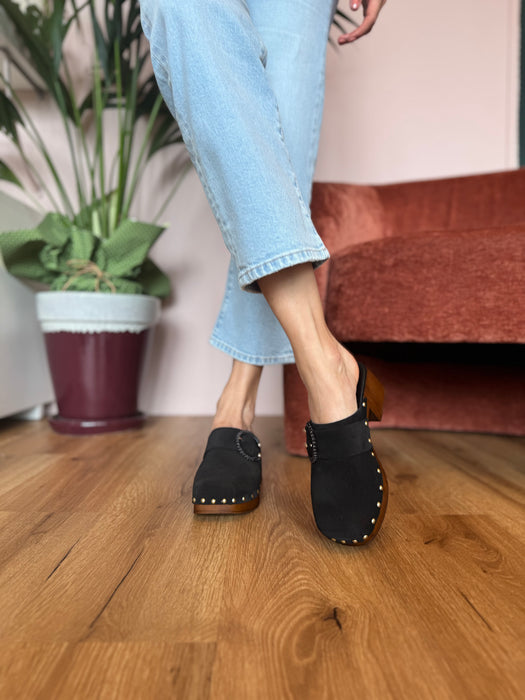 Zoccolo verderosmarino NERO