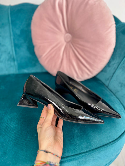 Decolletè EAGLE nera