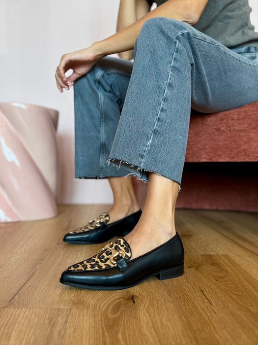 Ballerina a punta leopardata