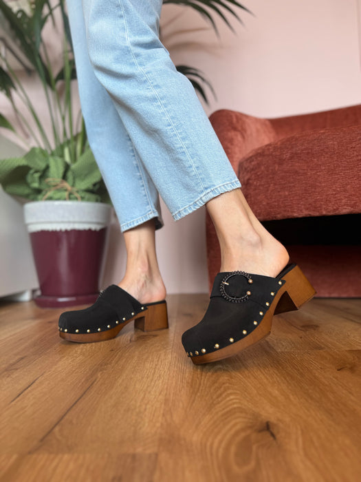 Zoccolo verderosmarino NERO