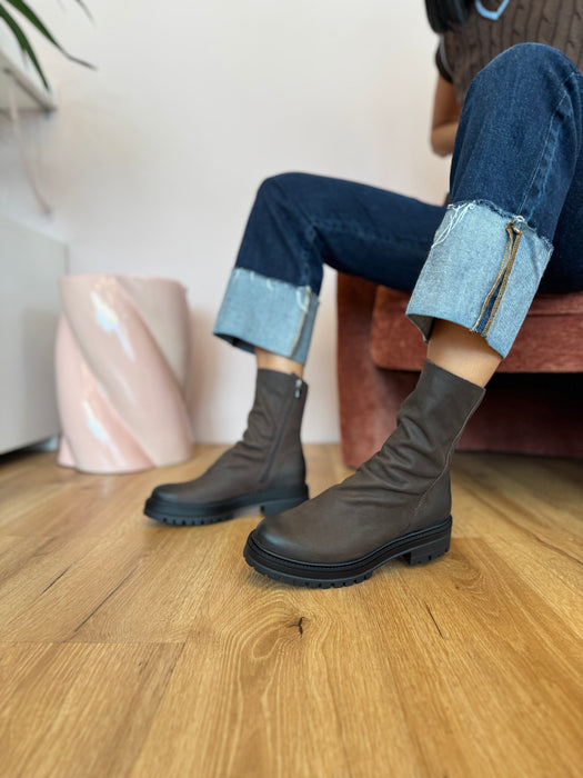 Anfibio Giuly cioccolato