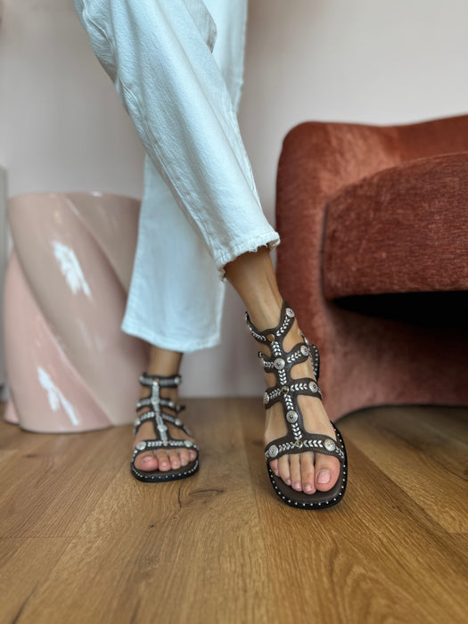 Sandalo marrone gladiatore