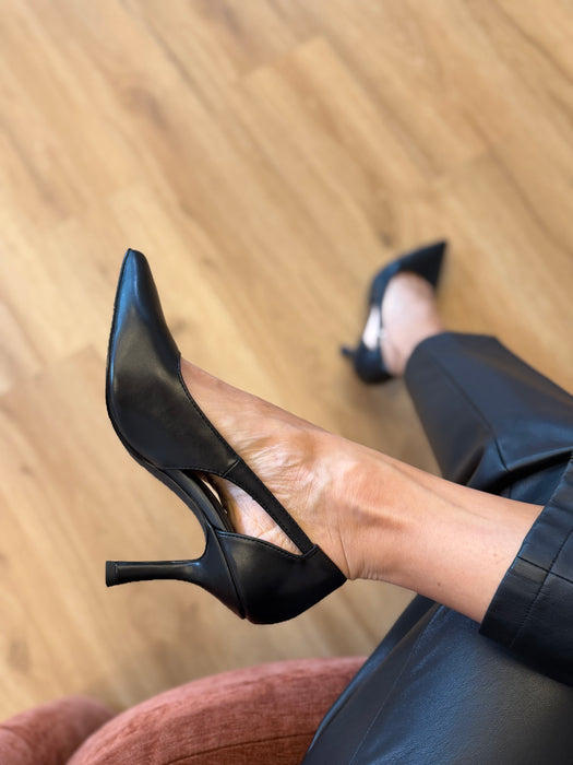 Decolletè Betty nera