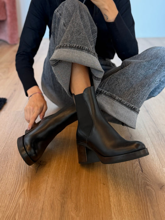Chelsea boot DINA NERO