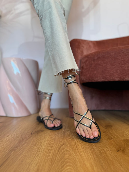 Sandaletto alla schiava NERO/platino