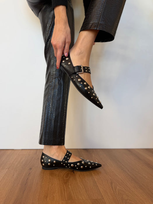 Ballerina applicazioni Camila