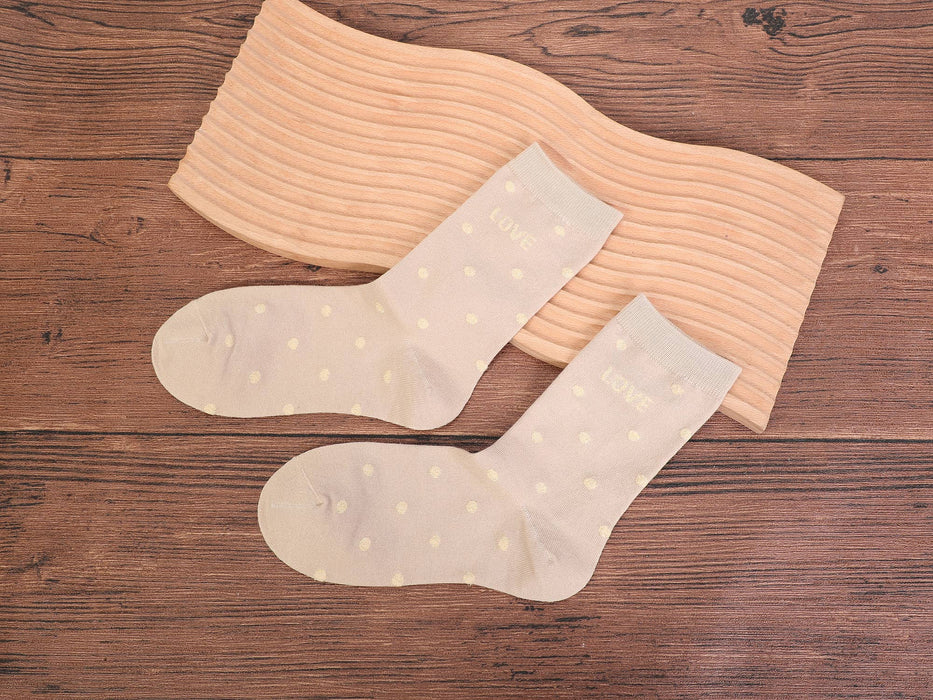 Calze da donna con pois e LOVE