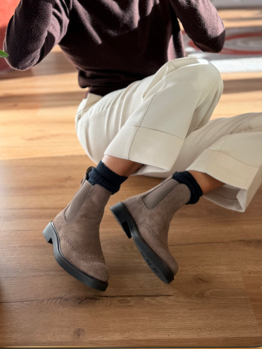 Chelsea boots camoscio TORTORA