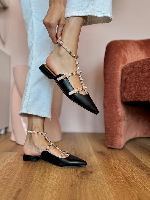 Chanellina borchie nera/nude