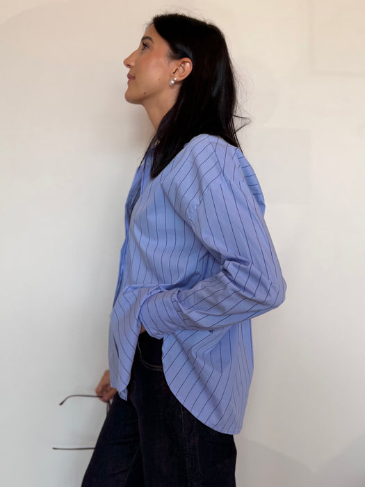 Camicia a righe azzurra