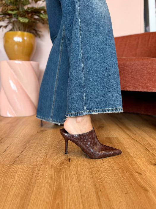 Mules coccodrillo MARRONE