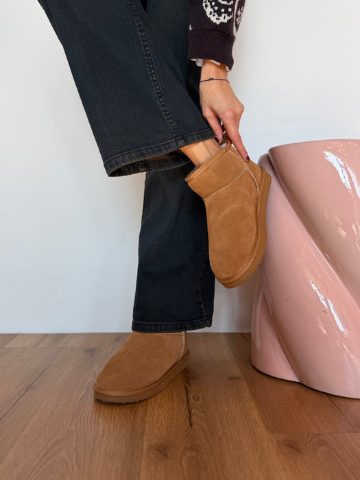 Stivaletto pelo MINI CAMEL