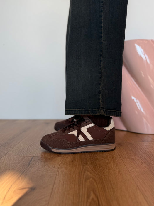 Sneakers marrone ABBY