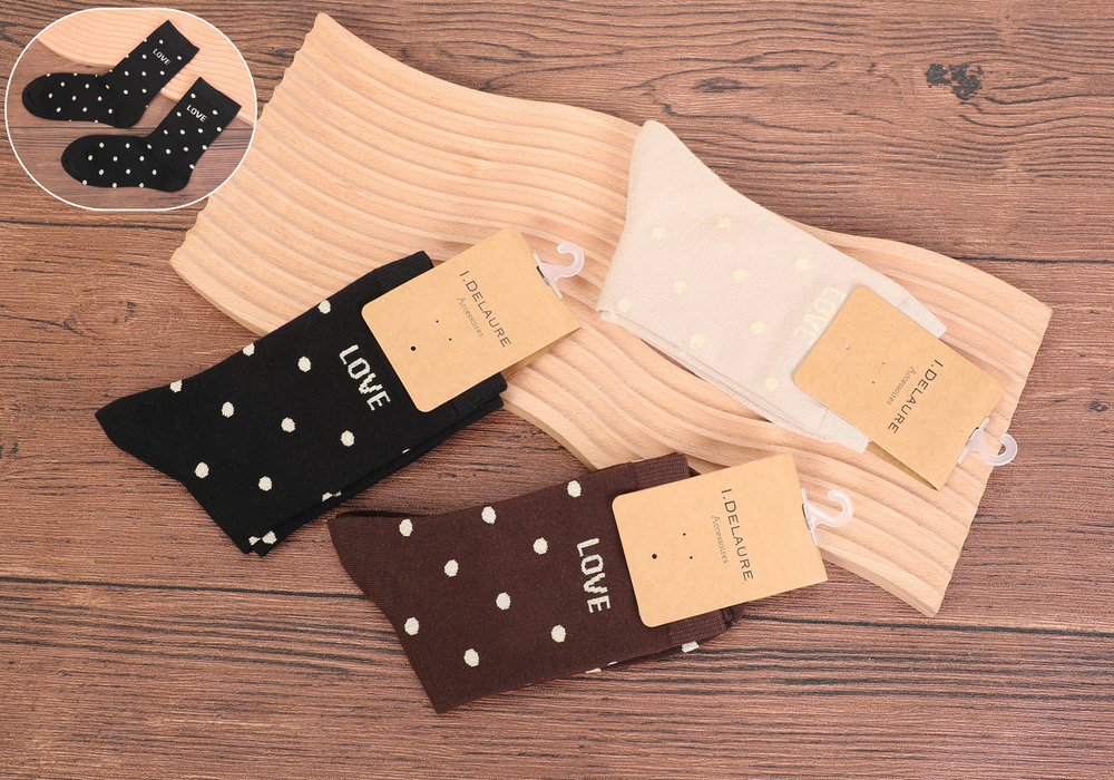 Calze da donna con pois e LOVE